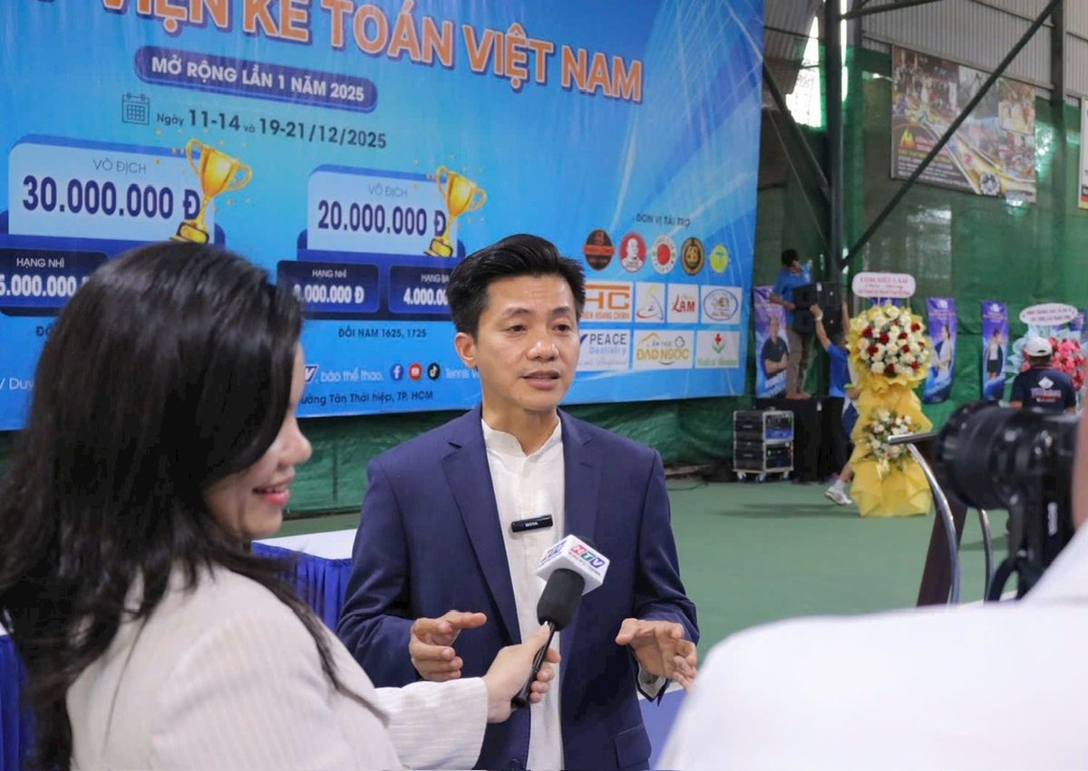 Viện Kế Toán trao thưởng trong chương trình truyền hình
